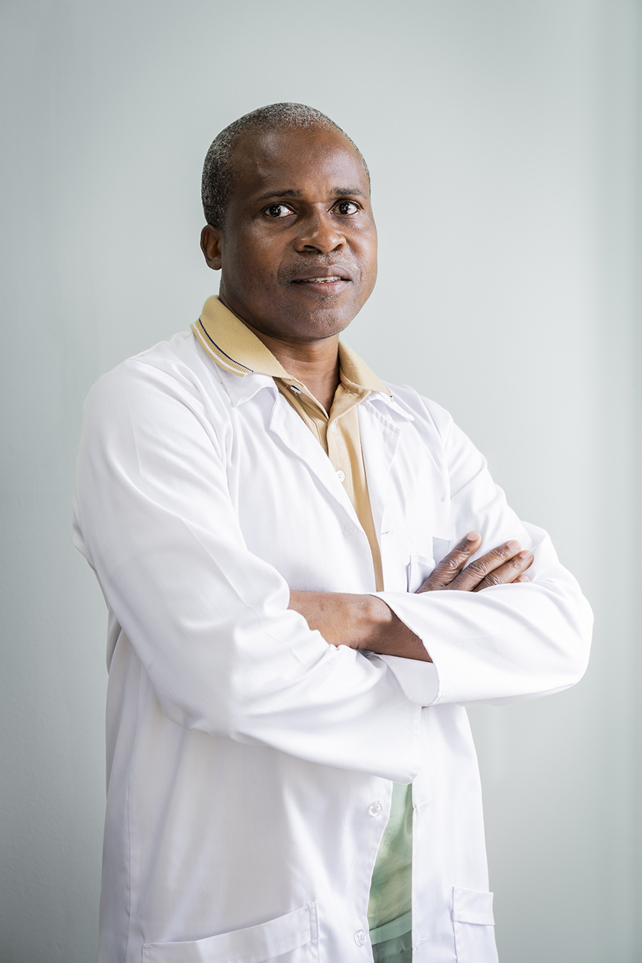 Dr. Sitefane Simbine – Psicólogo Clínico